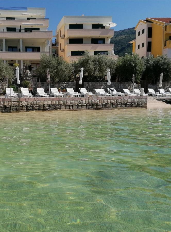 Olea Apartment Tivat Bagian luar foto