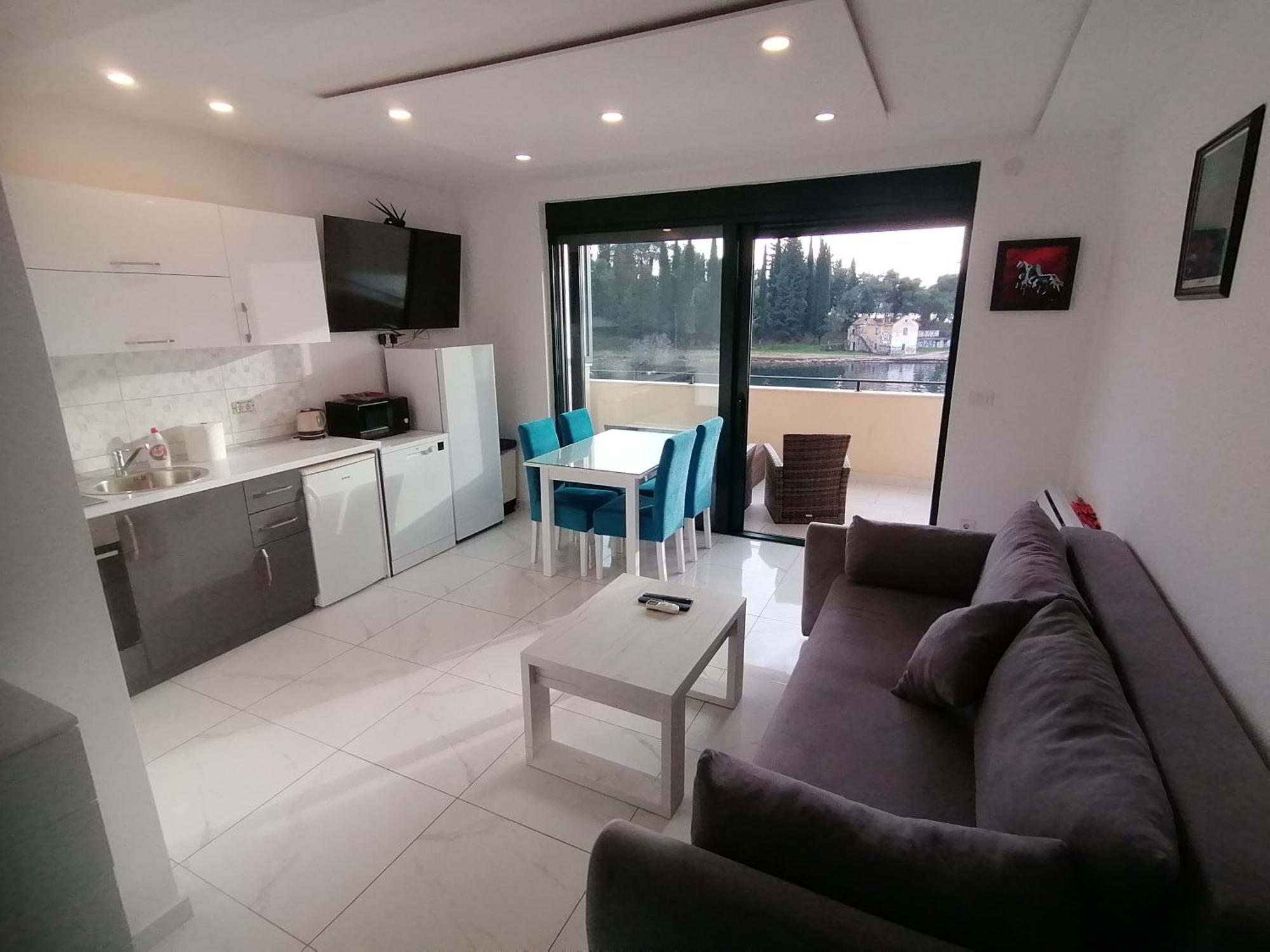 Olea Apartment Tivat Bagian luar foto